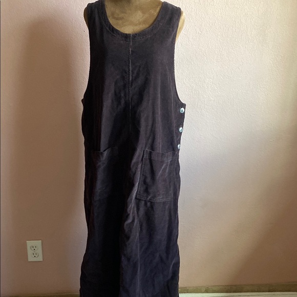 ashly brent Dresses & Skirts - ASHLY BRENT Elegant Brown Sleeveless Dress